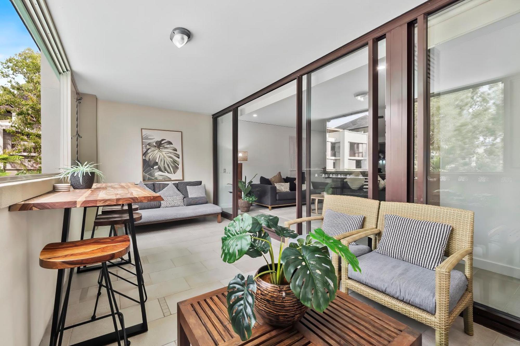 Private Apartments In The Temple Beachfront Resort Palm Cove Rom bilde