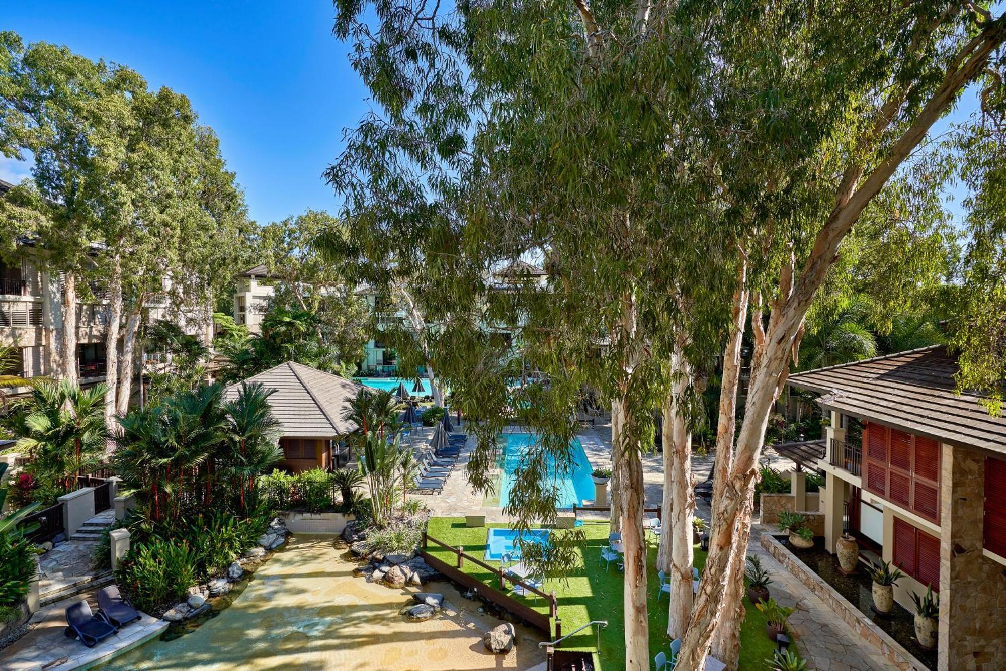 Private Apartments In The Temple Beachfront Resort Palm Cove Rom bilde