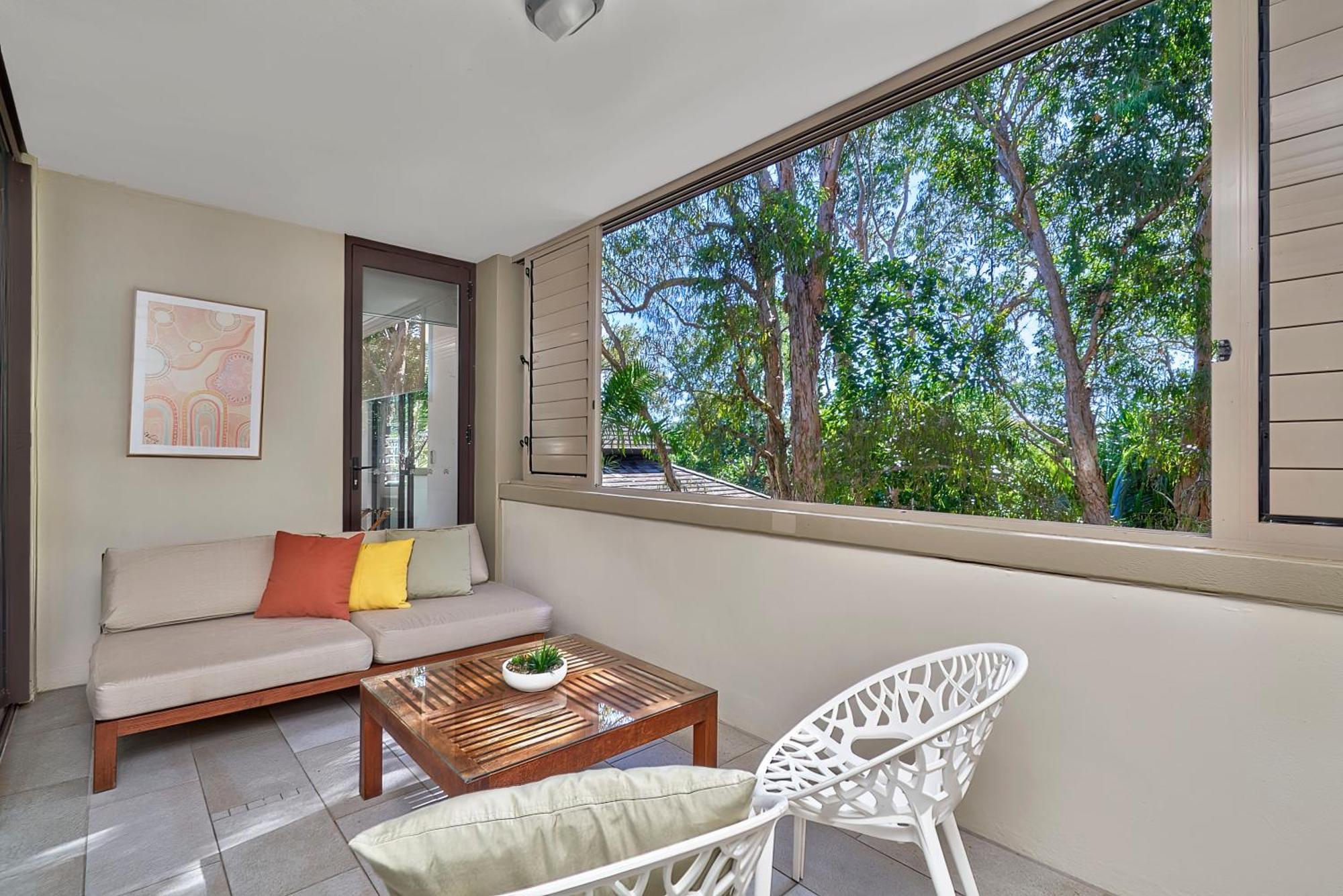 Private Apartments In The Temple Beachfront Resort Palm Cove Rom bilde